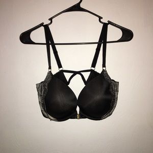 Victoria’s Secret 38 D